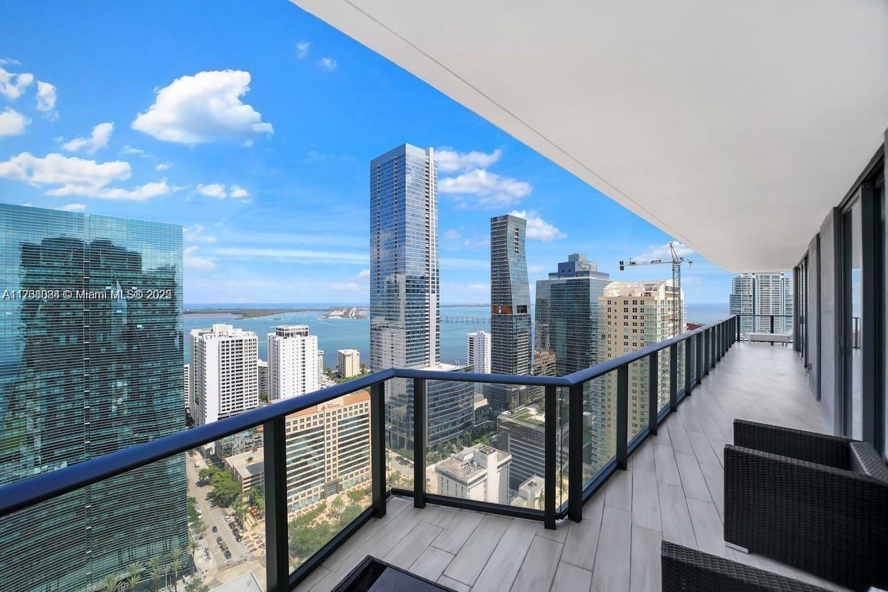 Property Photo:  1300 S Miami Ave 4205  FL 33130 