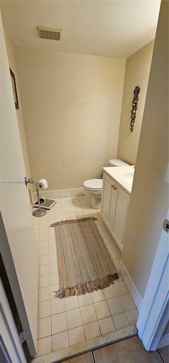 Property Photo:  13355 SW 9th Ct 104H  FL 33027 