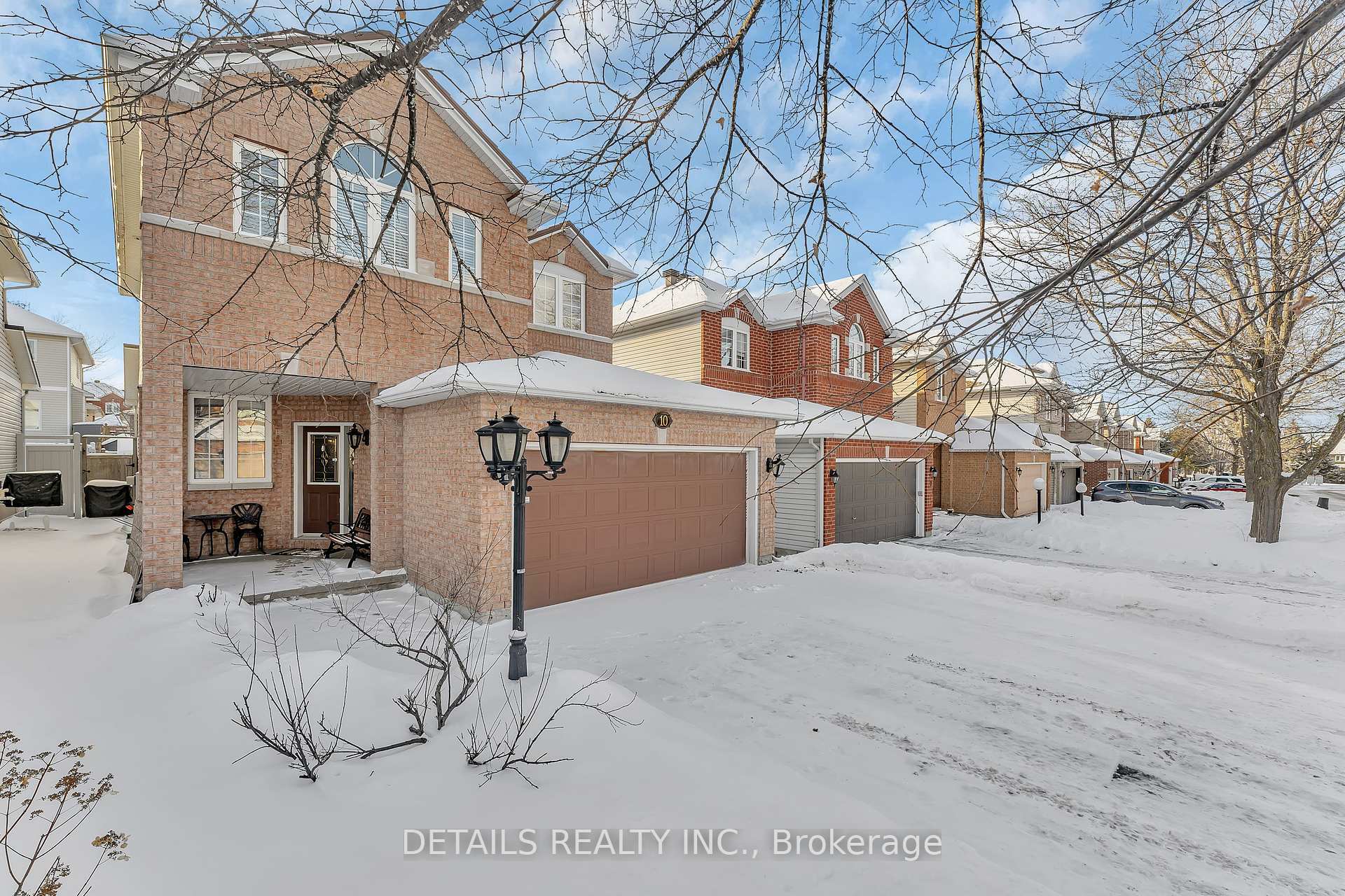 Photo de la propriété:  10 North Harrow Drive  ON K2J 4V6 