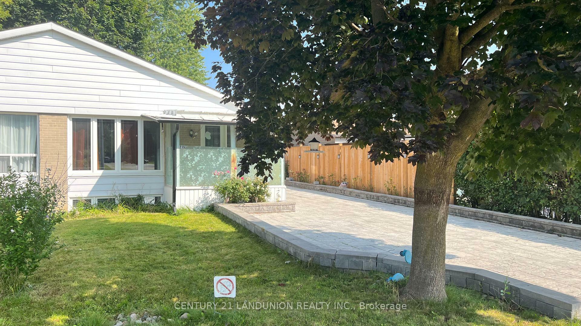Property Photo: 215 Browndale Cres Bsmt ON L4C 3H9
