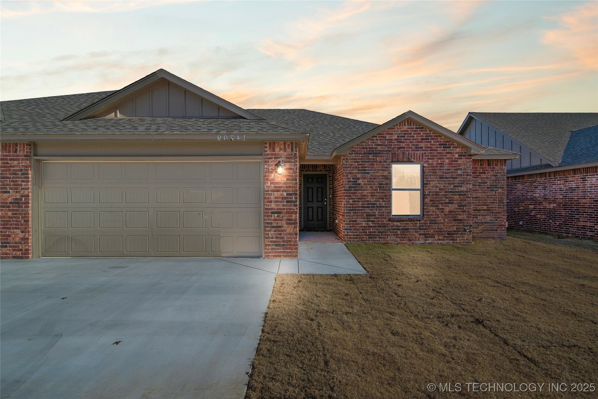 Property Photo: 14709 N 46th OK 74070