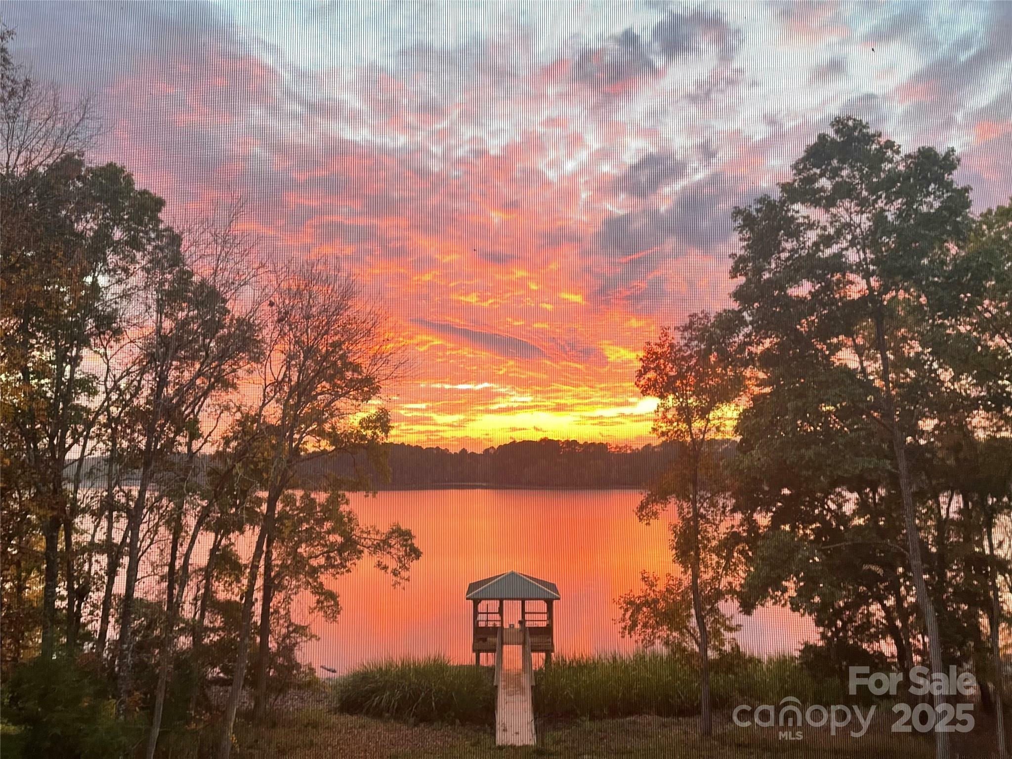 Property Photo:  1879 Wateree Road  SC 29180 