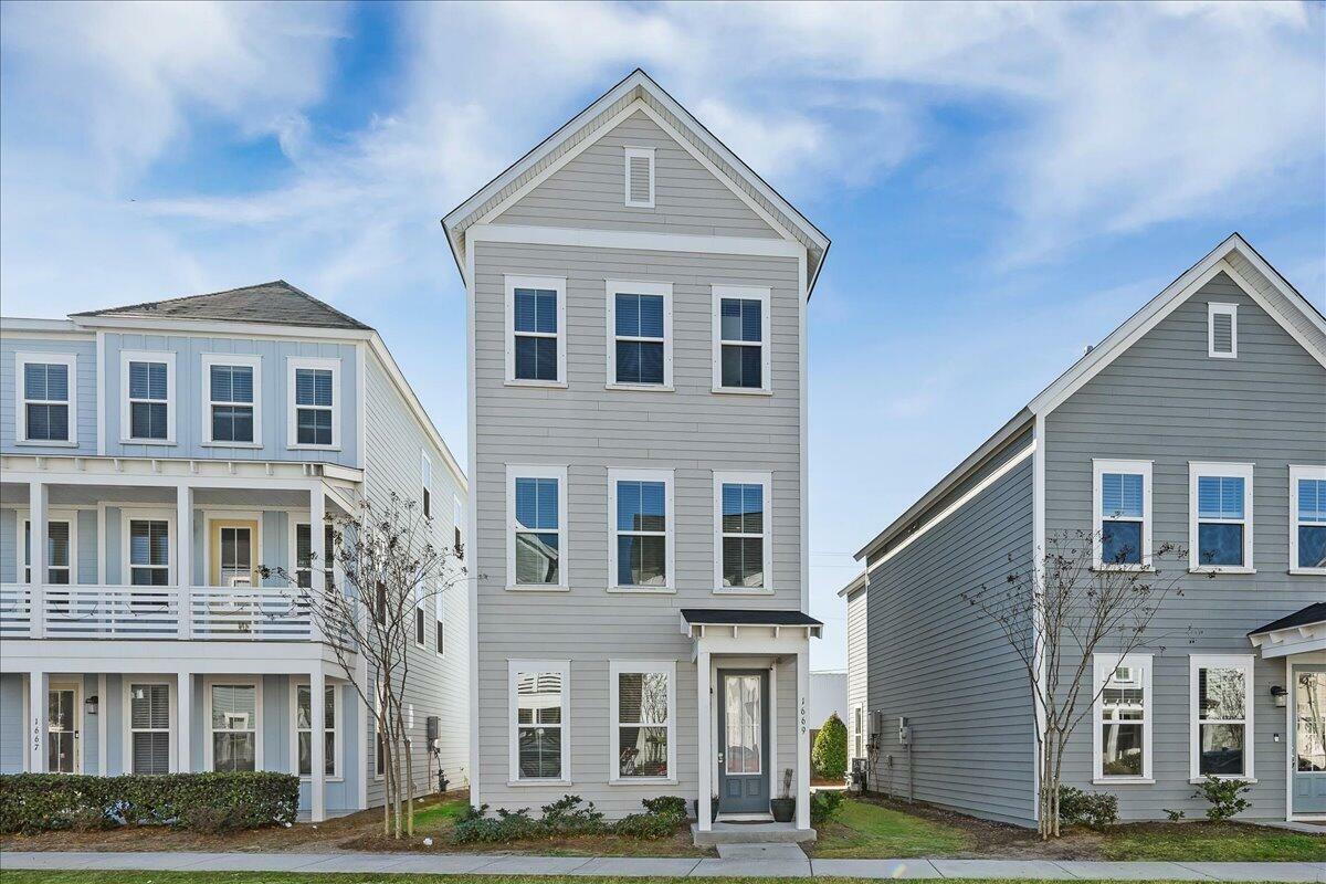 Property Photo: 1669 Indy Drive SC 29405