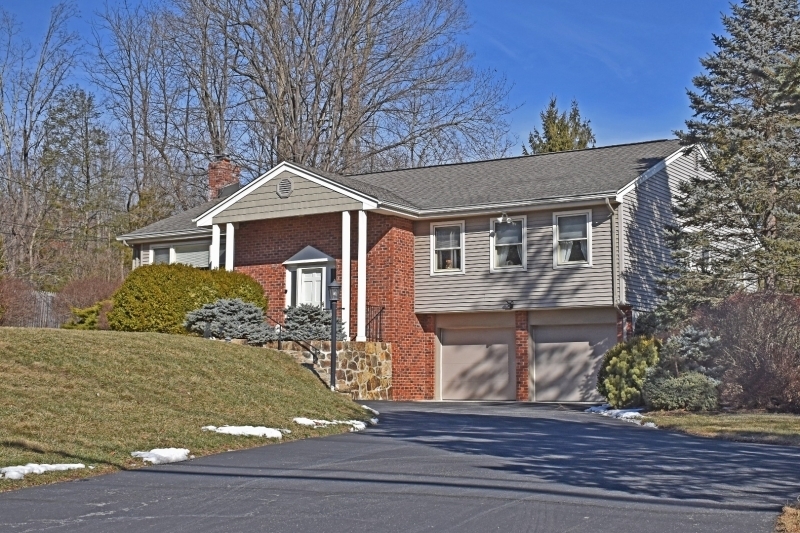 79 Mountain Ave  Mendham Boro NJ 07945 photo