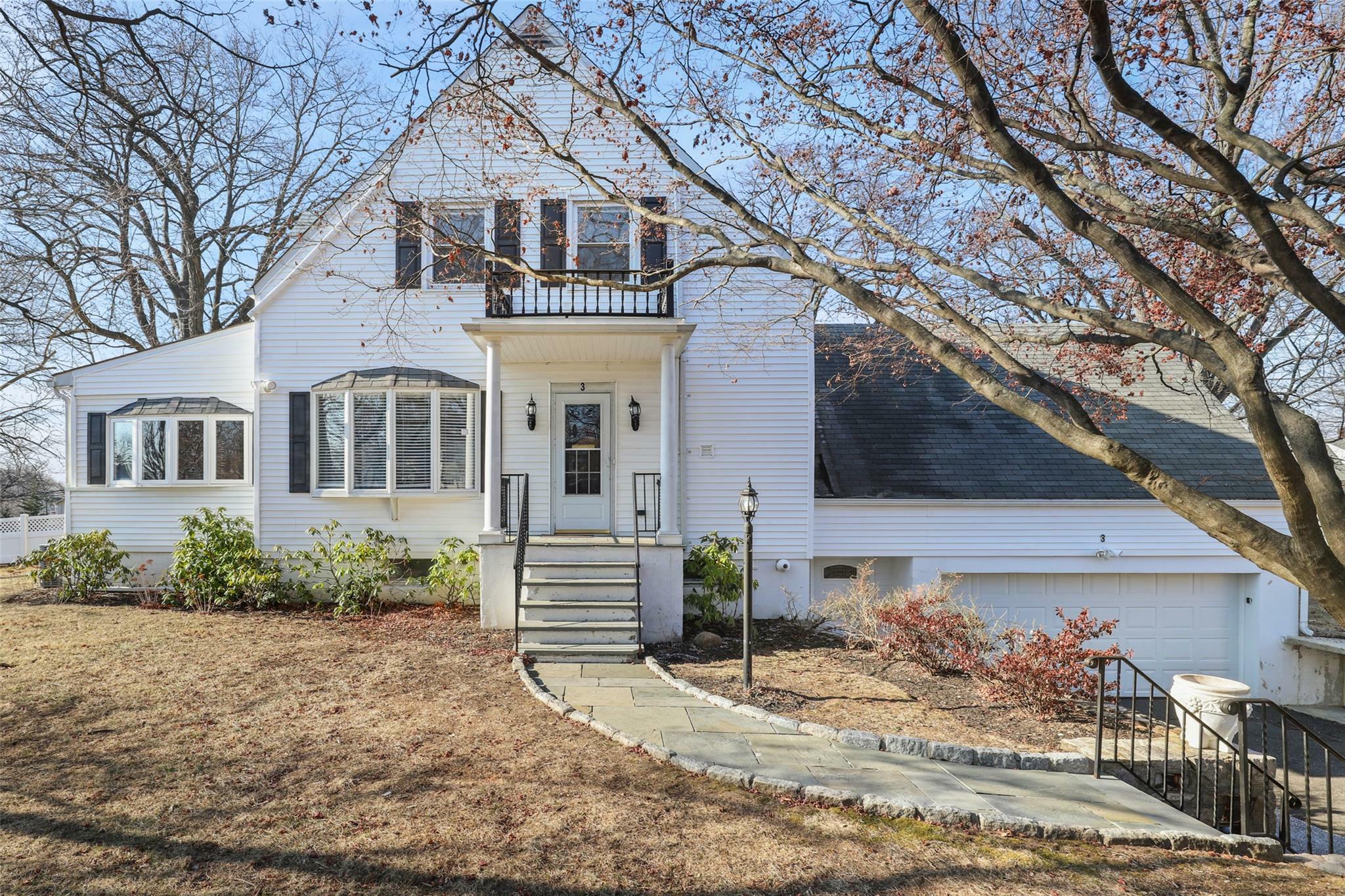 Property Photo:  3 Oakridge Drive  NY 10573 