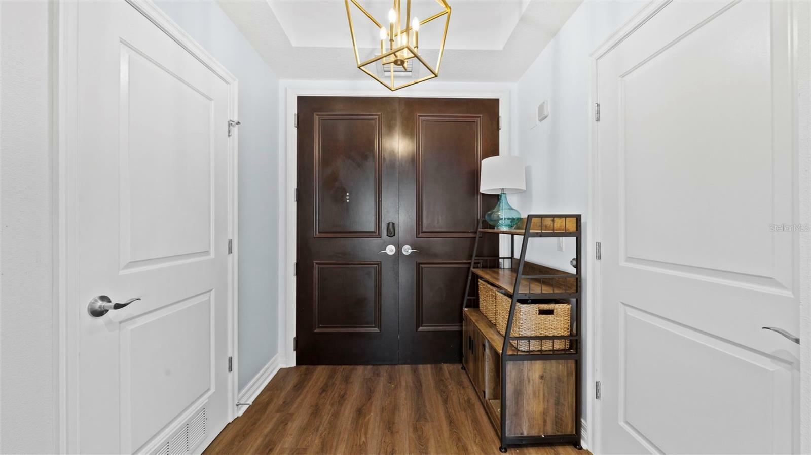 Property Photo: 1209 E Cumberland Avenue 505 FL 33602