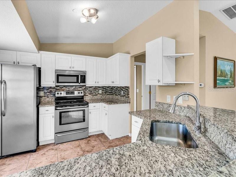 Property Photo: 1382 Ronald Street FL 34286