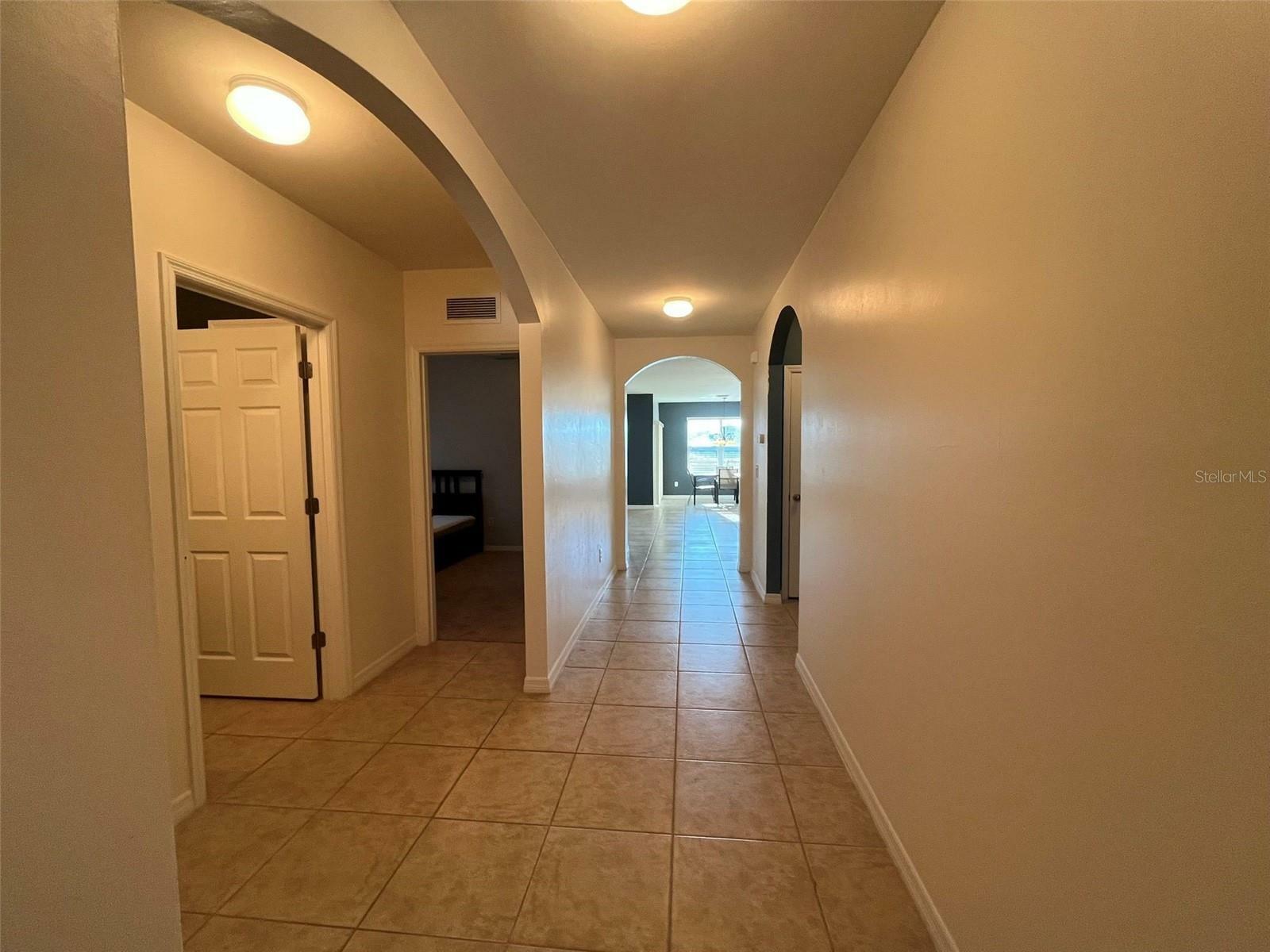 Property Photo:  7405 Mikasa Drive  FL 33950 