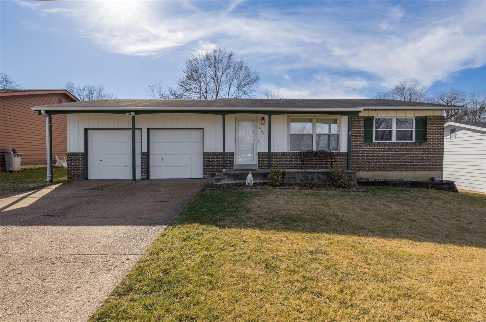 Property Photo:  2309 Lincoln Drive  MO 63010 