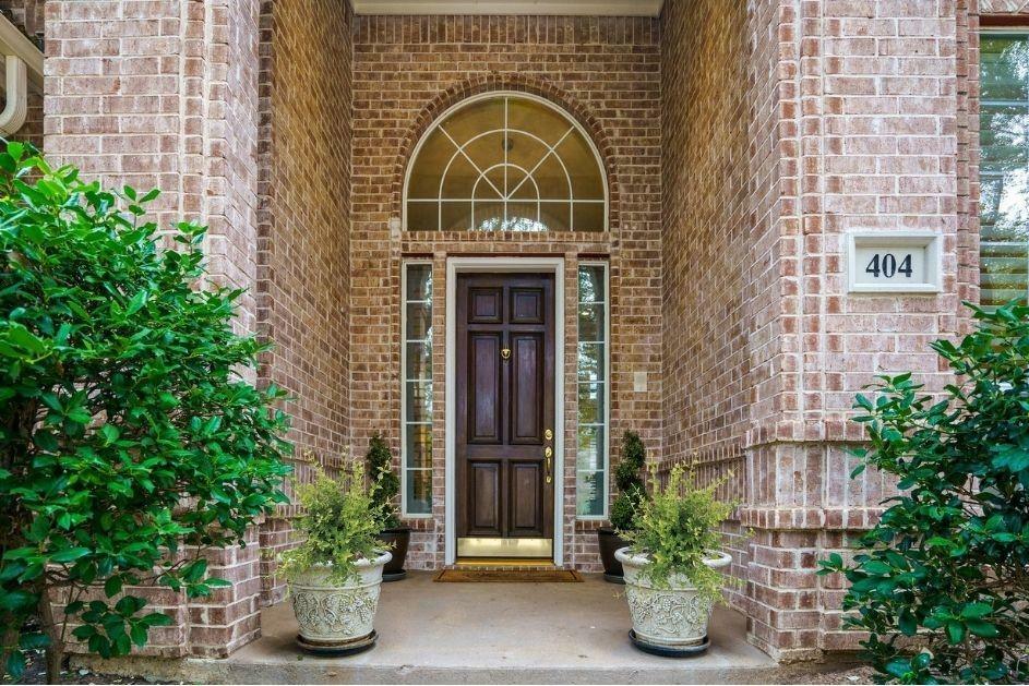 Property Photo: 404 Twin Creeks Drive TX 75013