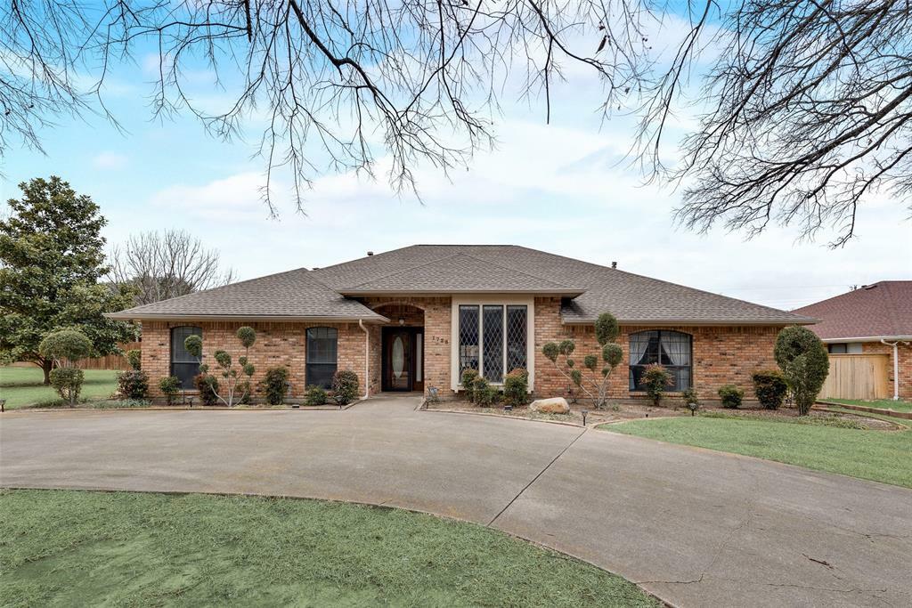 Property Photo:  1723 Cedar Hill Road  TX 75137 