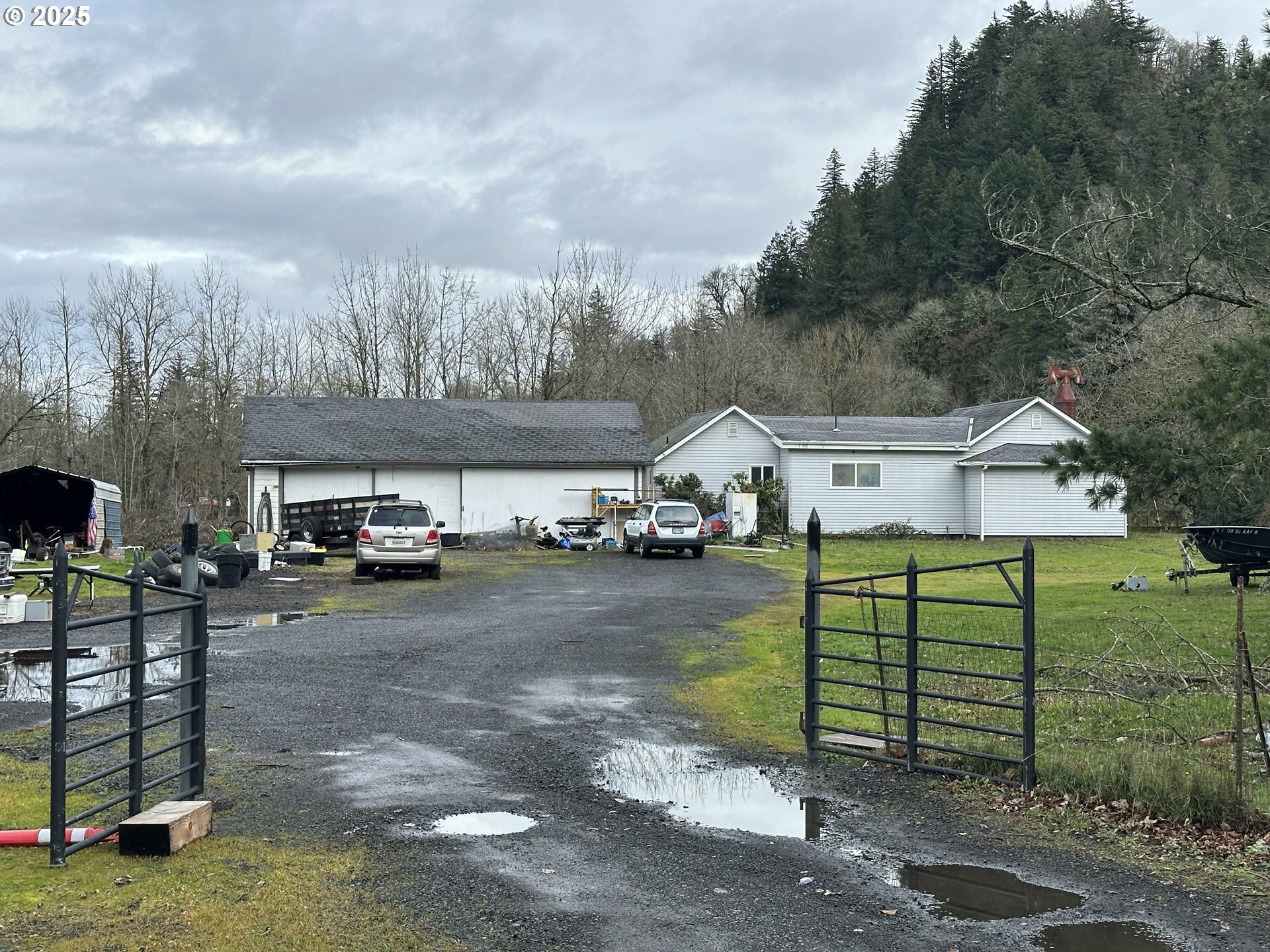 Property Photo:  645 E Hist Columbia River Hwy  OR 97060 