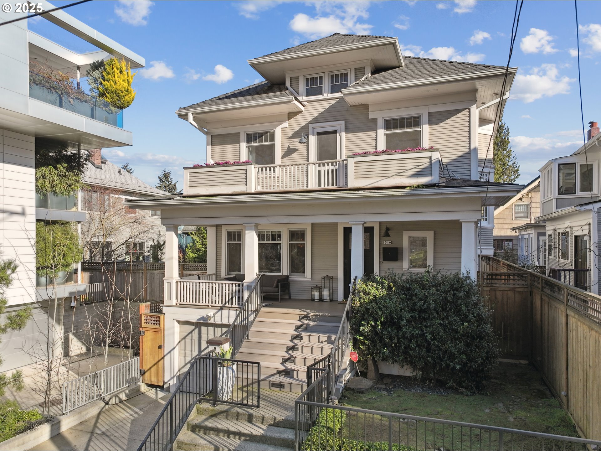 Property Photo: 1516 NW 25th Ave OR 97210
