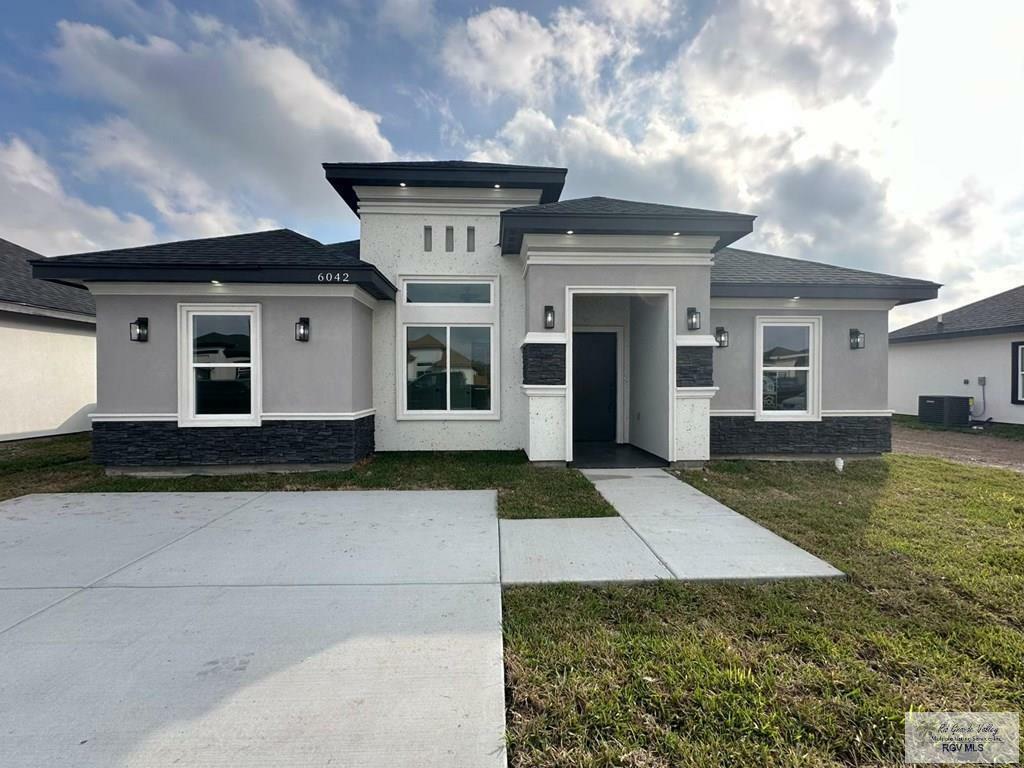 Property Photo: 6042 Dakota Rose Cir TX 78521