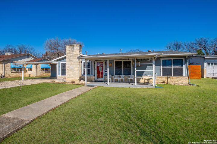 Property Photo: 2623 W Kings Hwy TX 78228