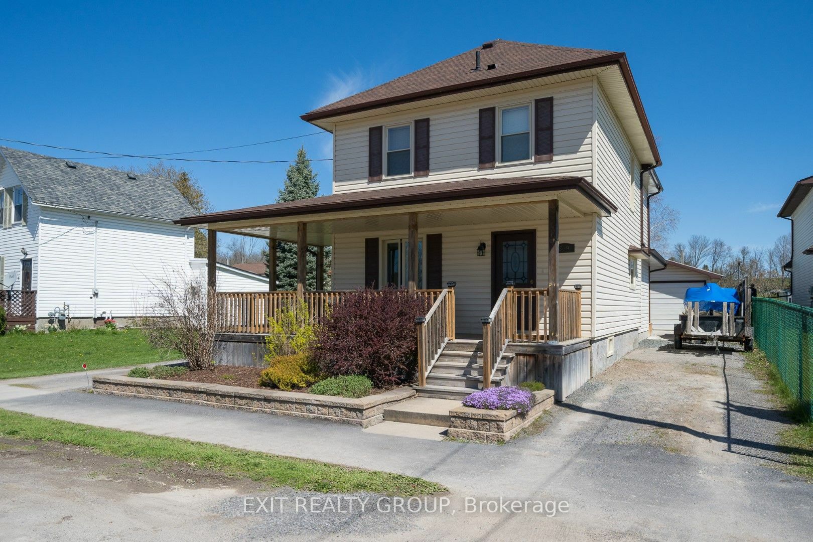 Property Photo:  359 St Joseph St  ON K0K 3J0 