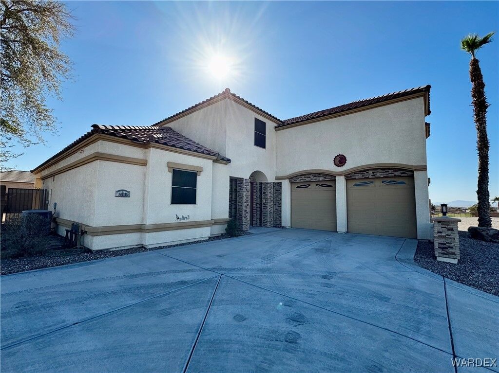 Property Photo: 6188 S Vista Laguna Drive AZ 86426
