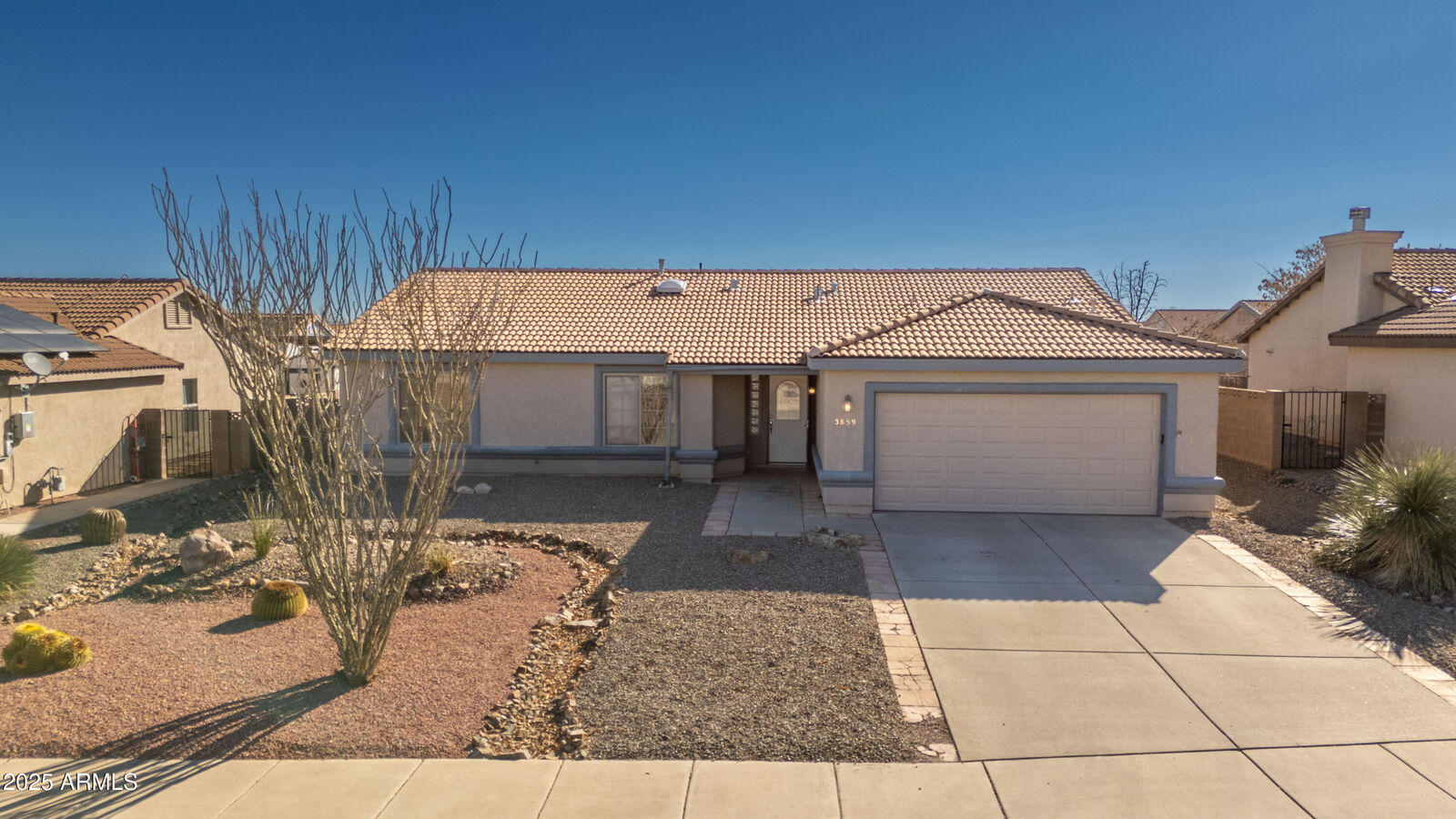 Property Photo: 3859 Barahona Drive AZ 85650