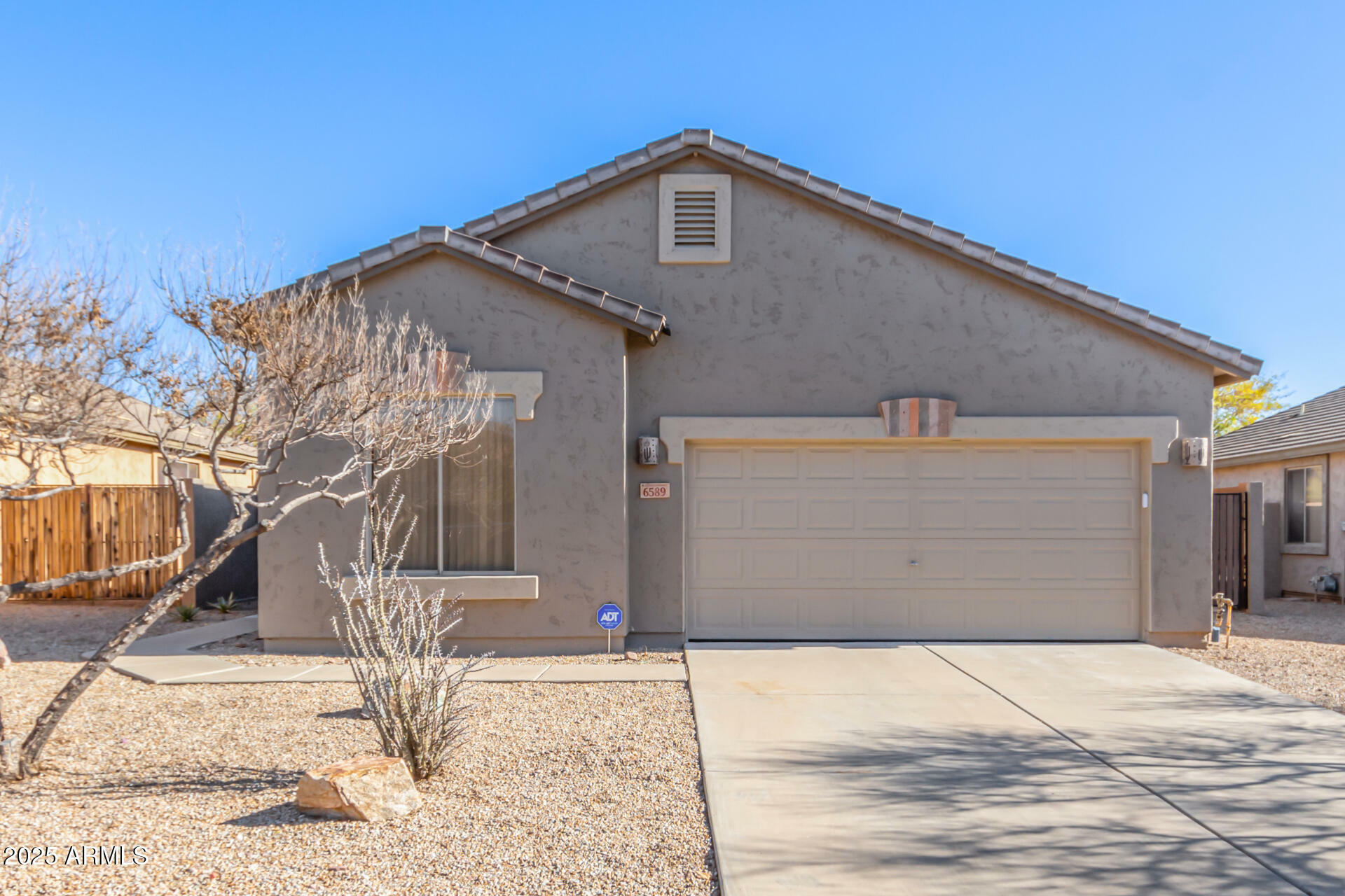 Property Photo:  6589 E Casa De Leon Lane  AZ 85118 