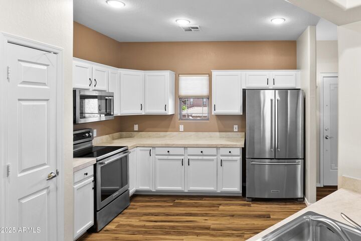 Property Photo:  11500 E Cochise Drive 2067  AZ 85259 