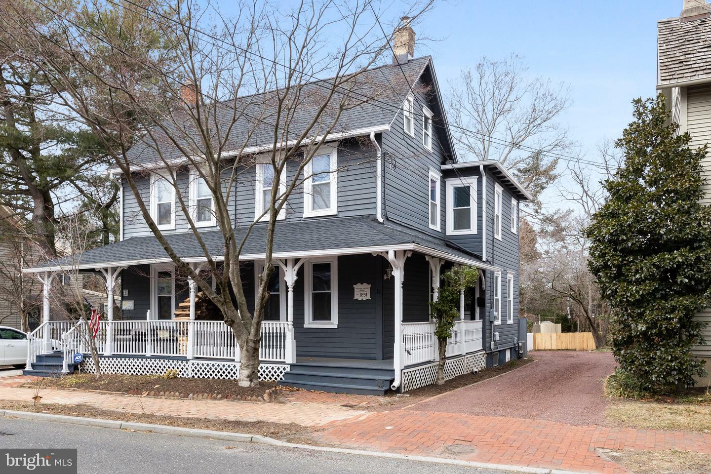 Property Photo:  11 E 2nd Street  NJ 08057 