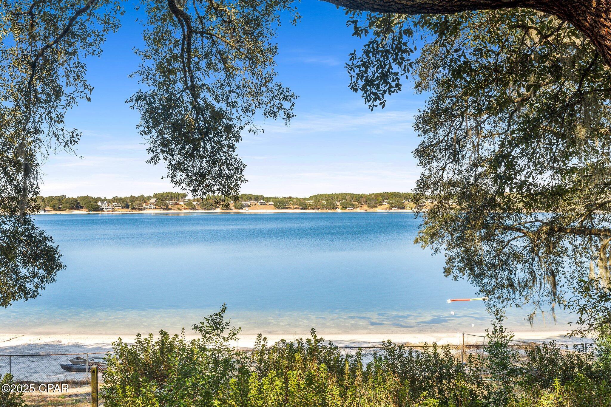 Property Photo: 4215 Crystal Lake Drive FL 32428