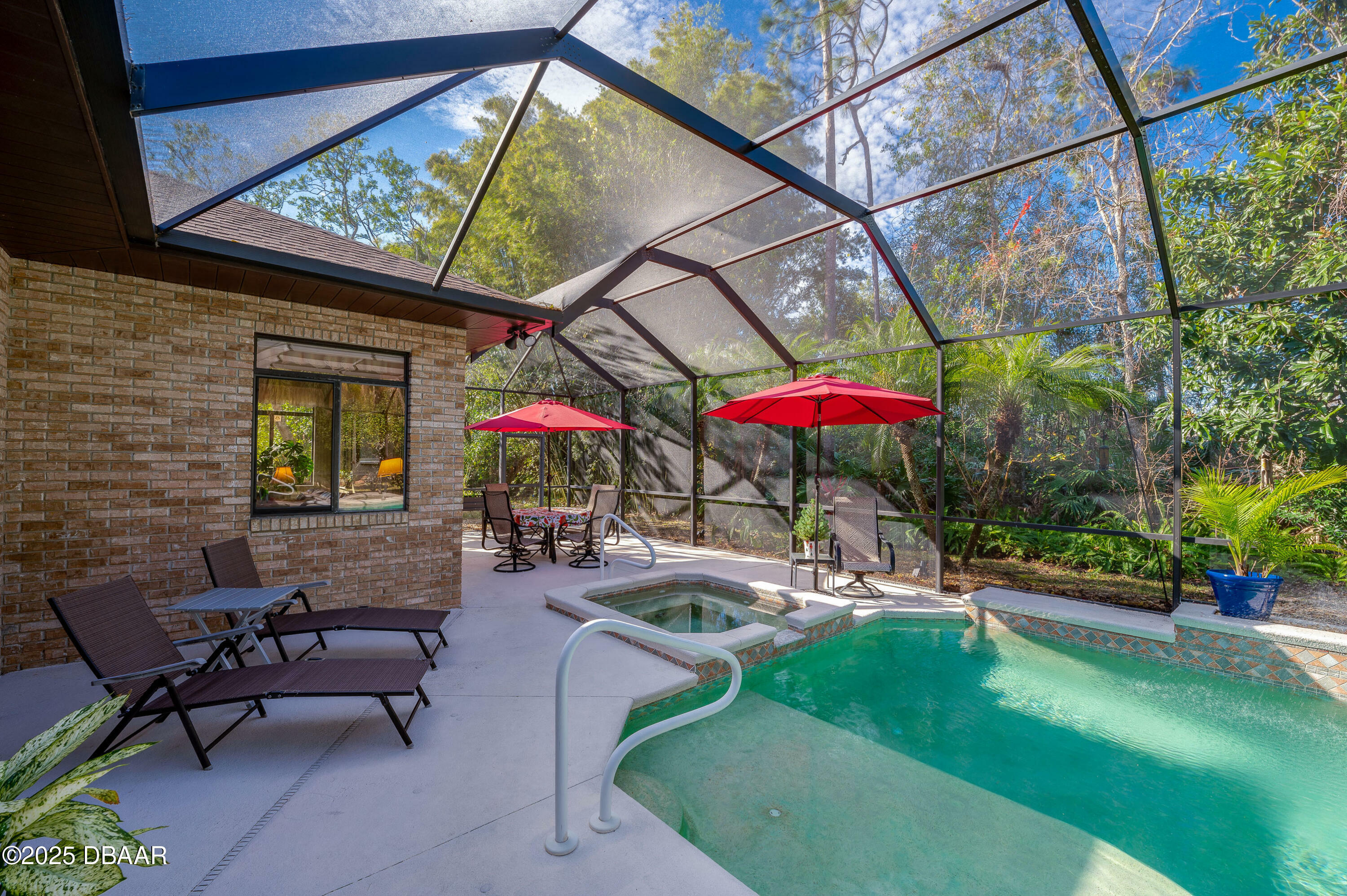 Property Photo: 11 Forest View Way FL 32174