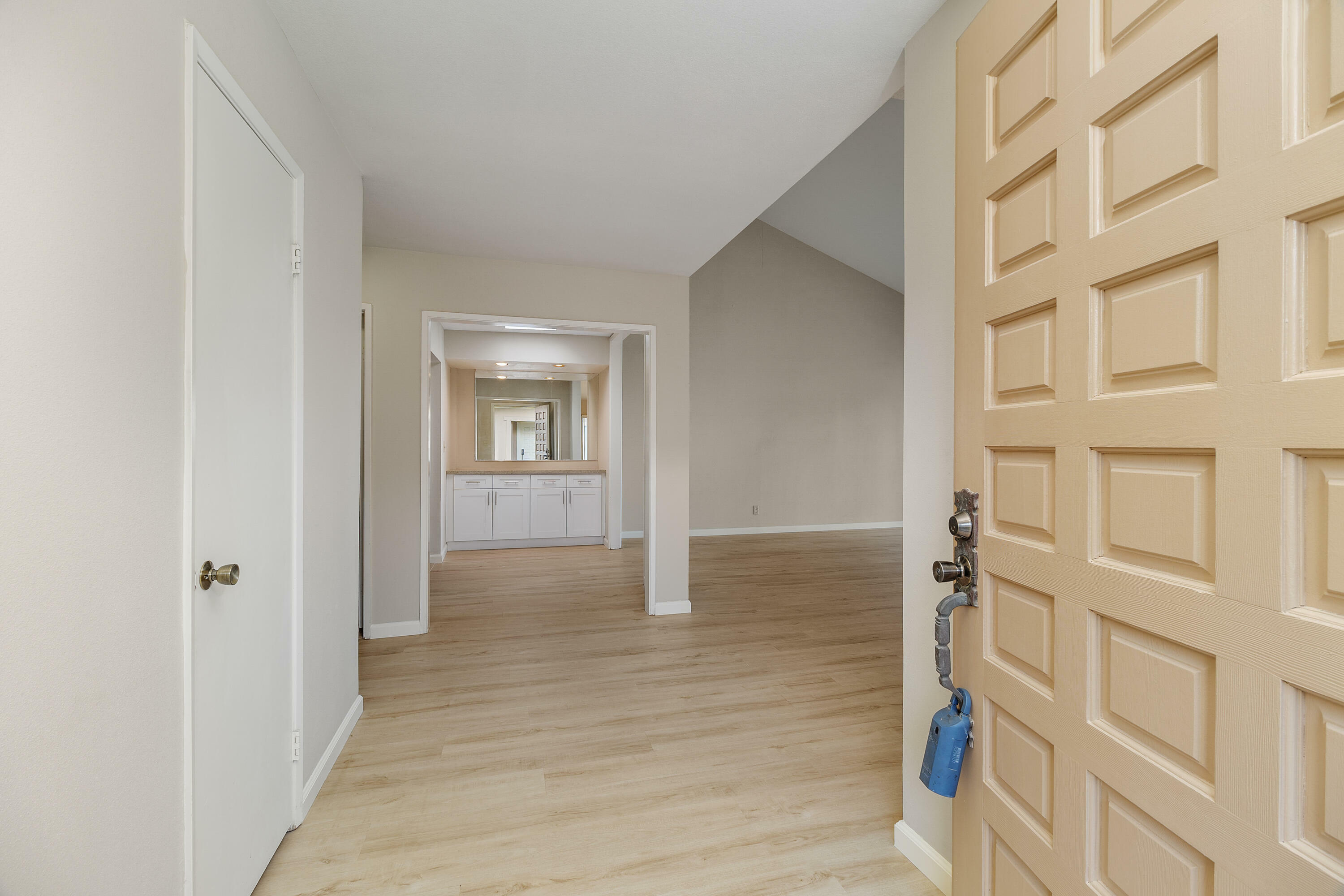 Property Photo:  314 Sierra Madre S  CA 92260 