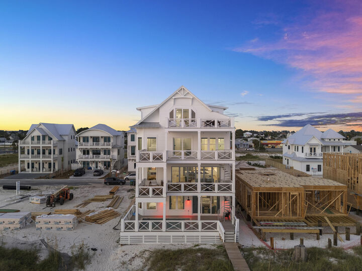 Property Photo:  5939 Gulf Drive  FL 32408 