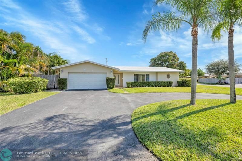 Property Photo:  5200 NE 15th Ave  FL 33334 