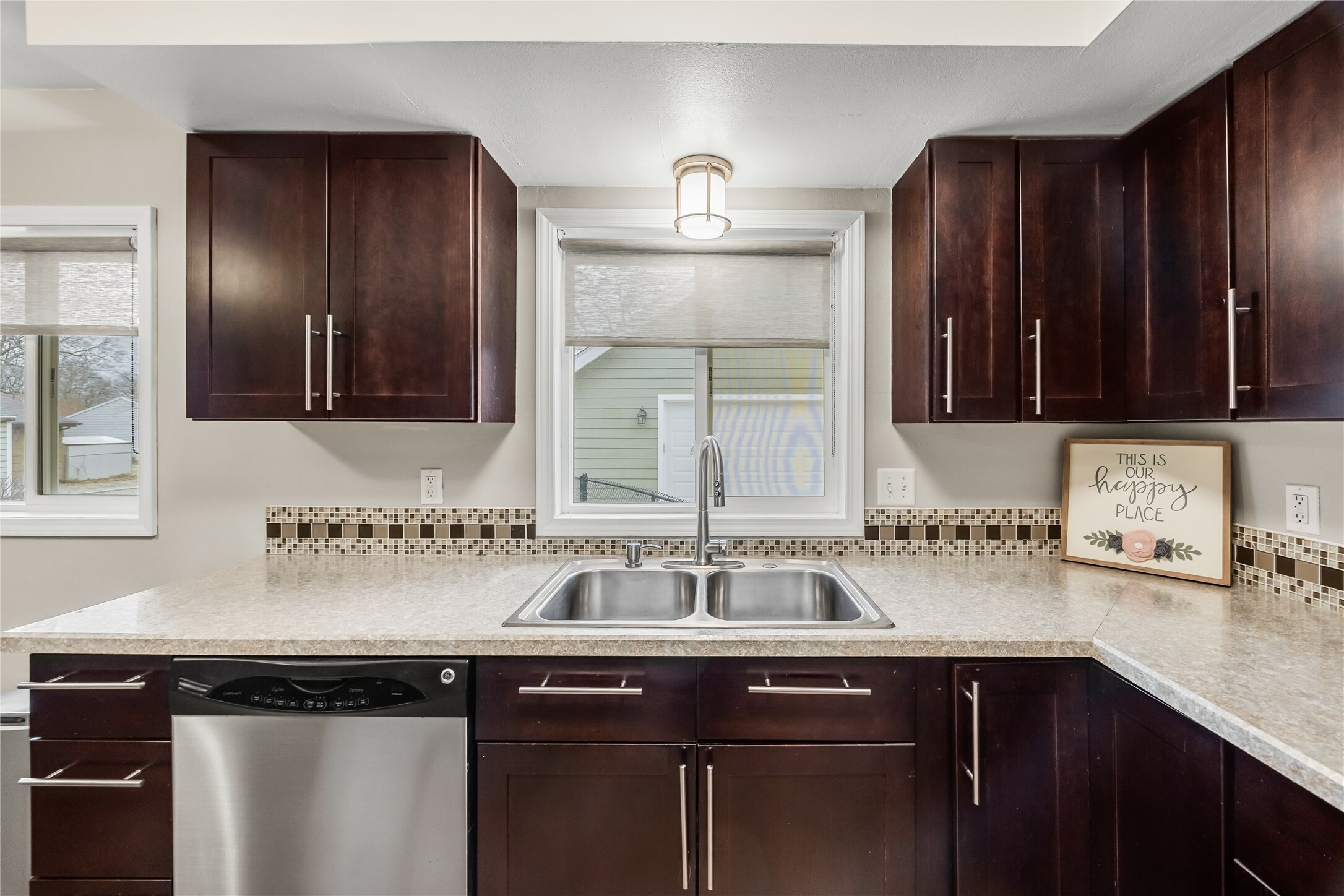 Property Photo: 401 SW Des Moines Street IA 50023