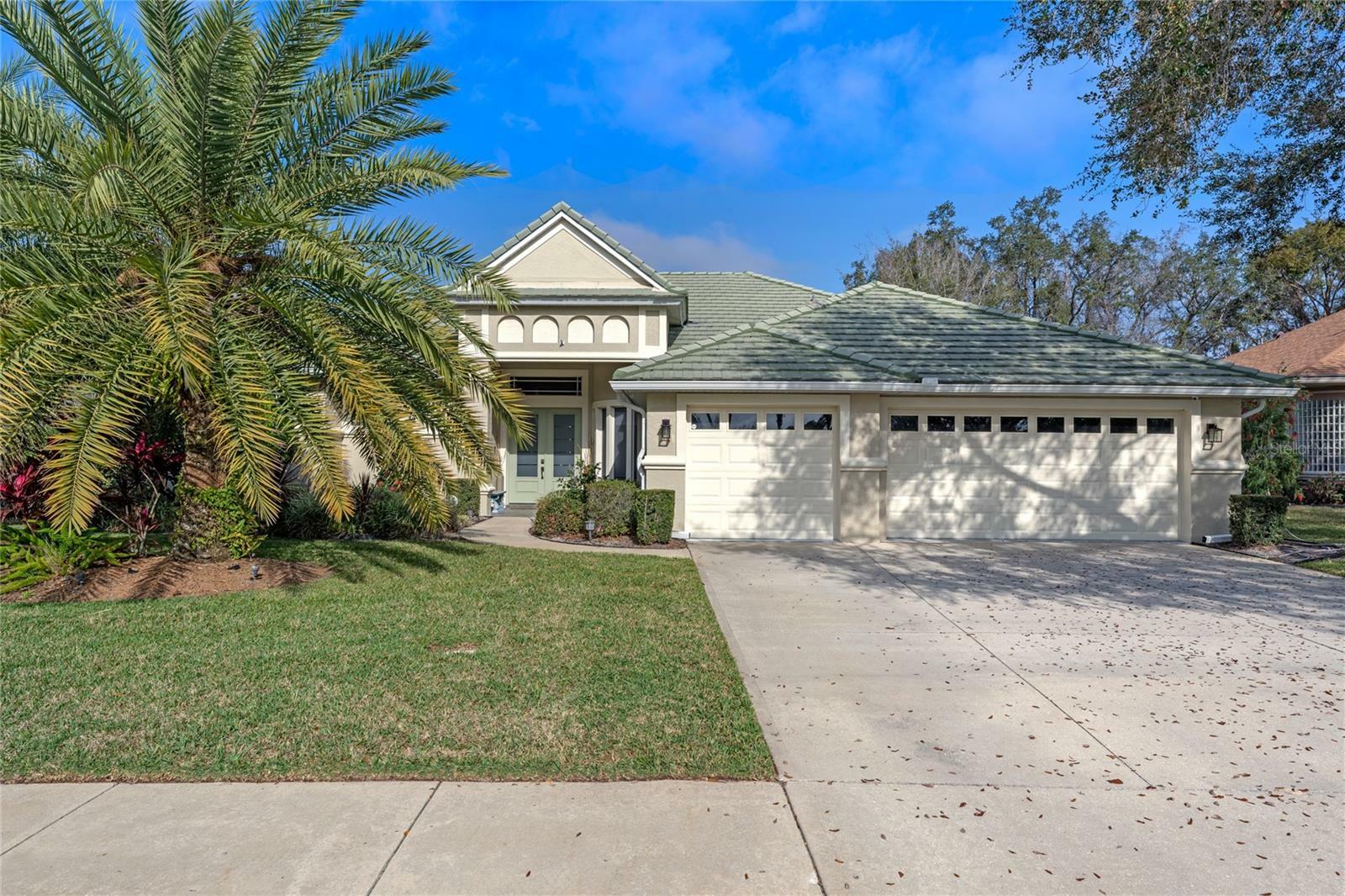 Property Photo:  121 Hammock Oak Circle  FL 32713 