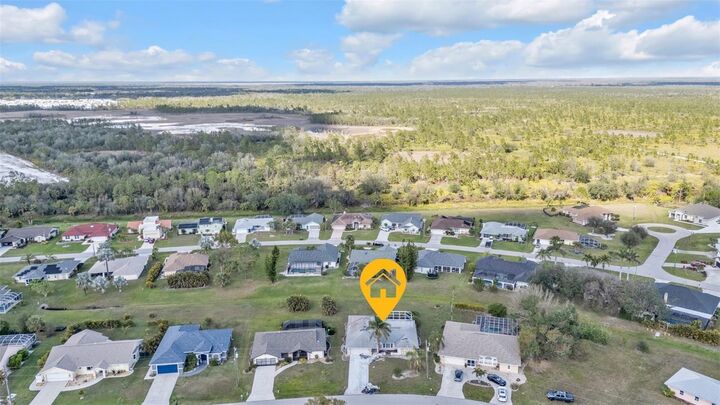 Property Photo:  26166 Paysandu Drive  FL 33983 