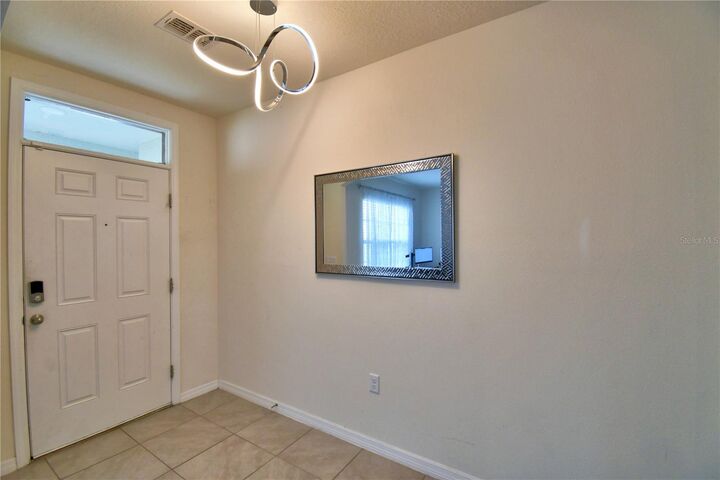 Property Photo: 2816 Ivy Lake Court FL 33811