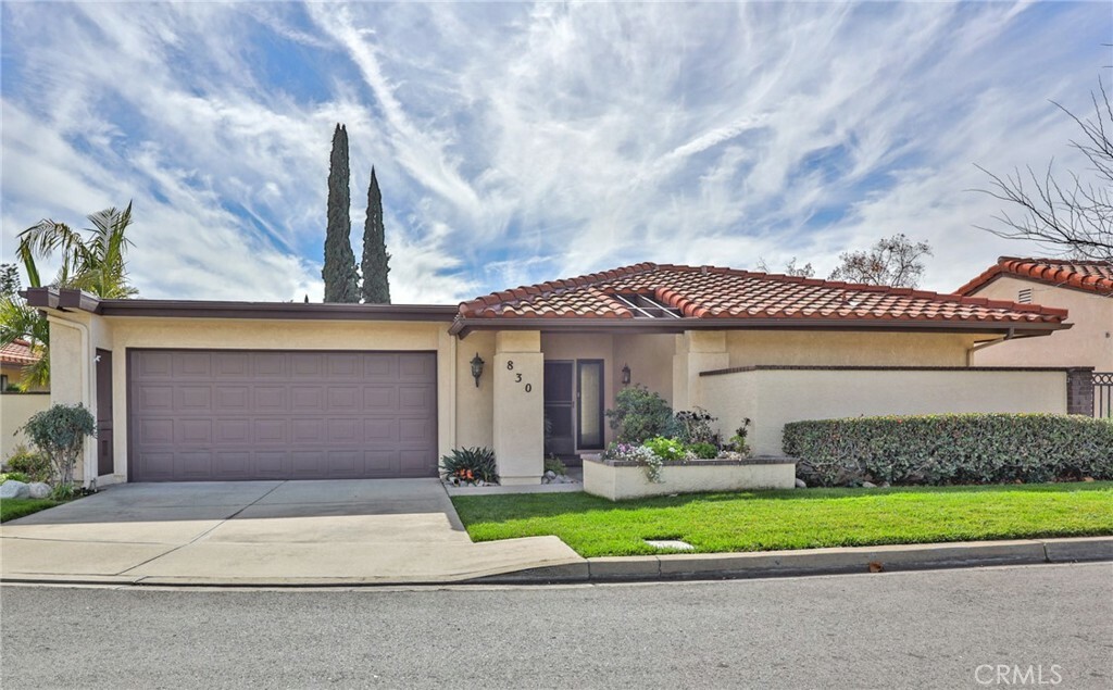 Property Photo: 830 Calle Del Sol CA 91784