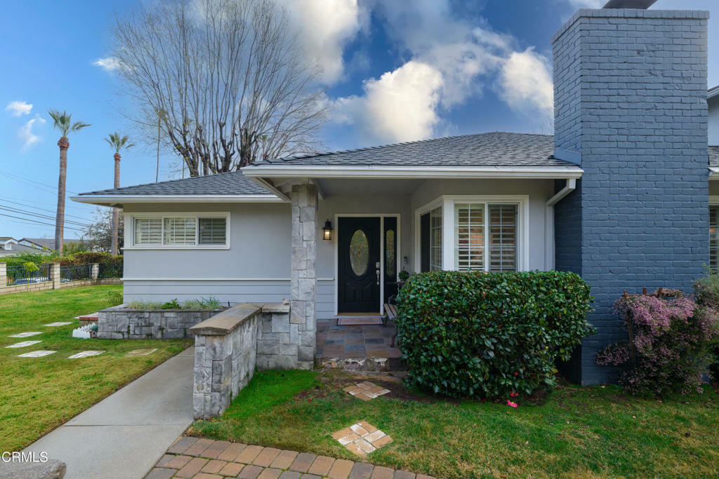 Property Photo: 4773 La Canada Boulevard CA 91011