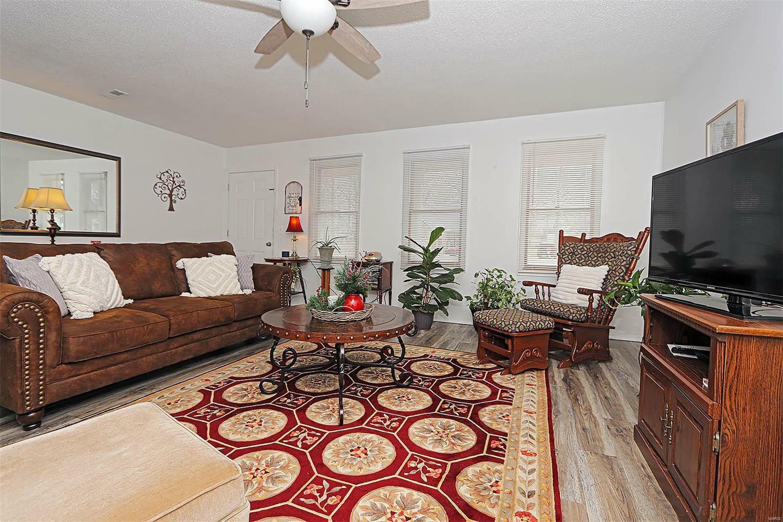 Property Photo:  918 Susan Street  MO 63841 