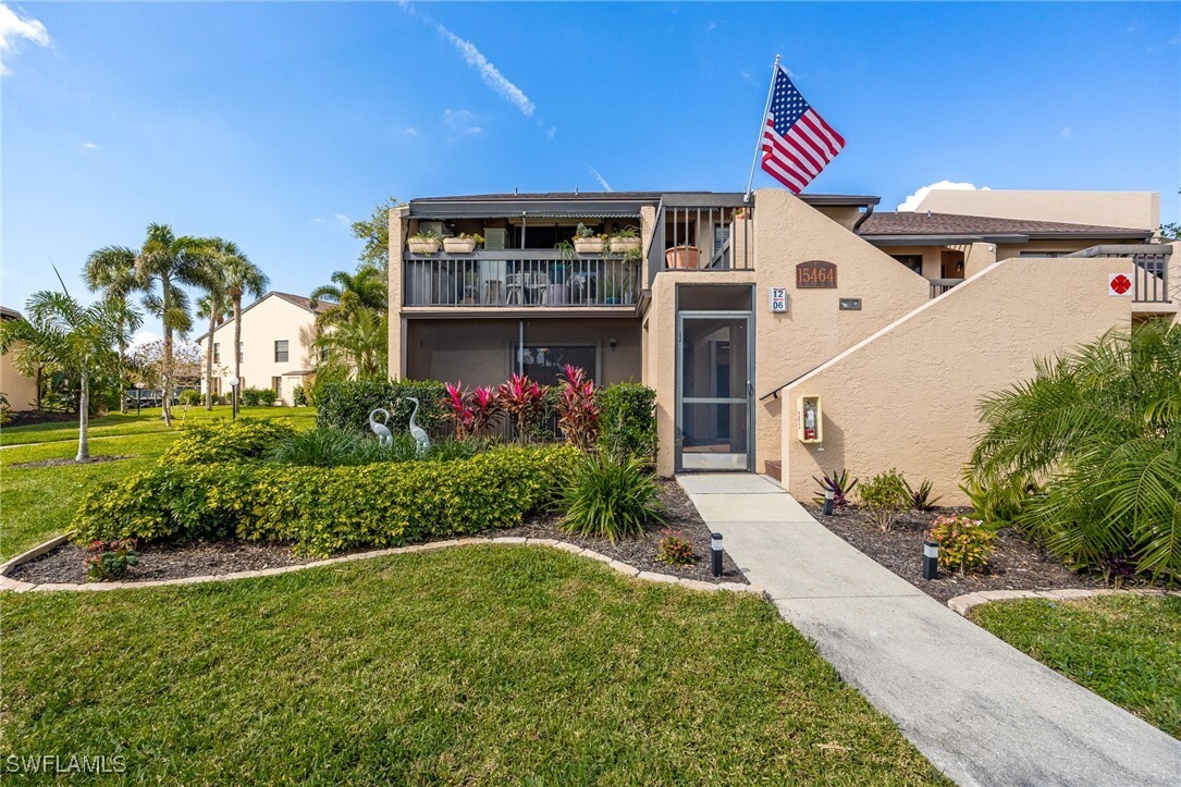 Property Photo: 15464 Admiralty Circle 6 FL 33917
