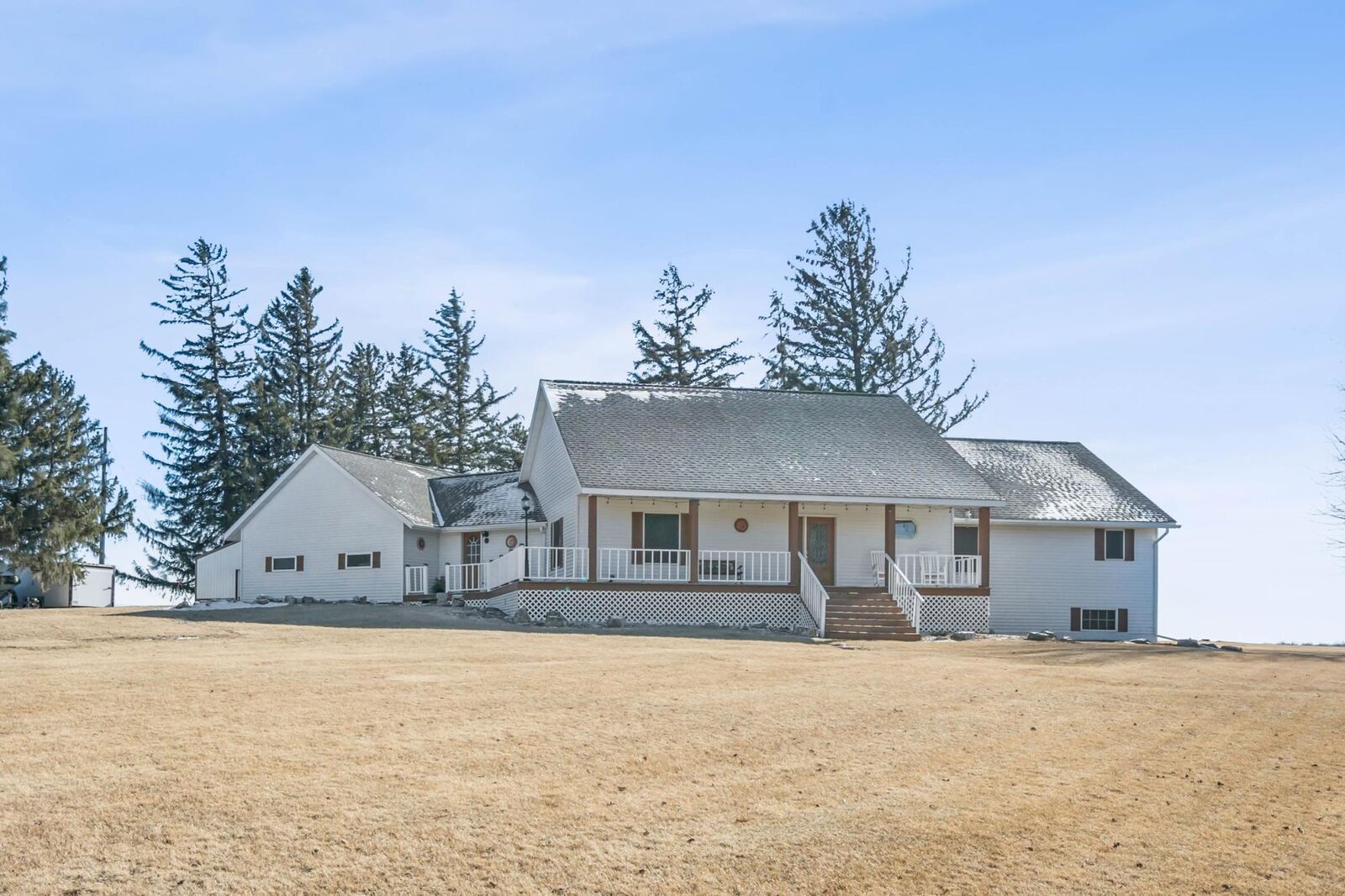 Property Photo: 17948 County 12 MN 55975