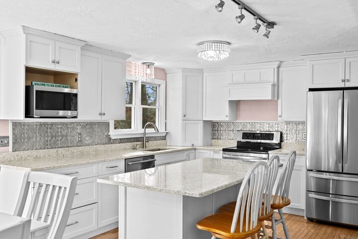 Property Photo:  4 Sanford St  MA 02532 