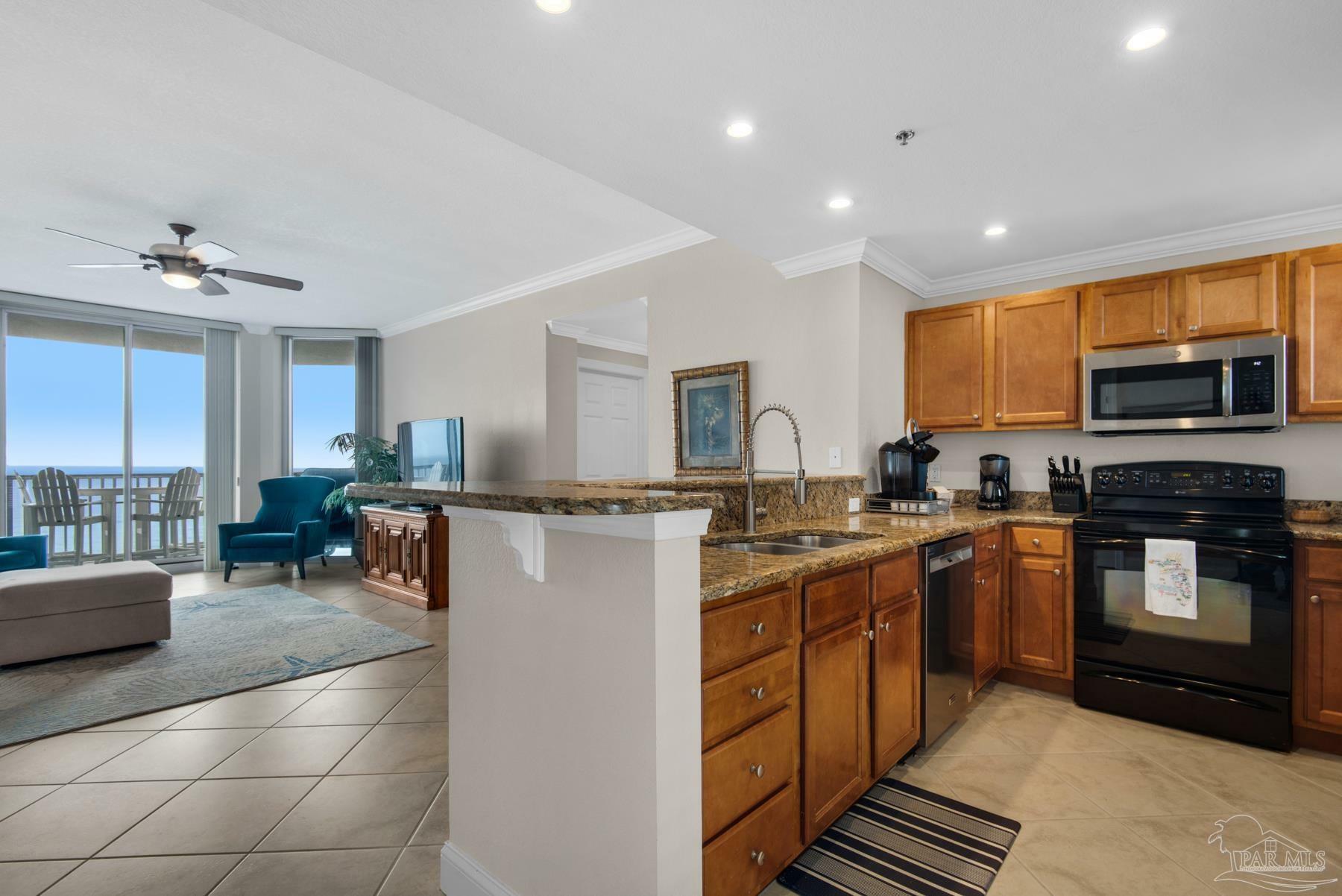 Property Photo: 850 Ft Pickens Rd 940 FL 32561