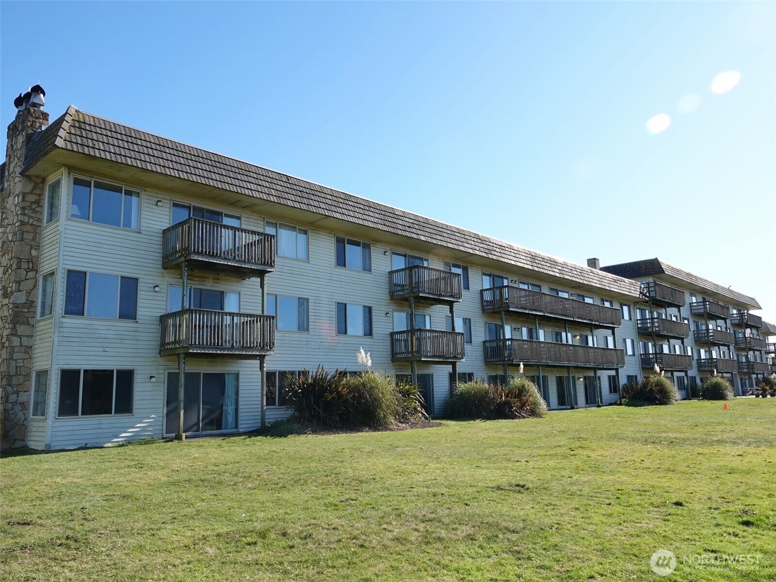 Property Photo:  615  Ocean Shores Boulevard NW 319  WA 98569 