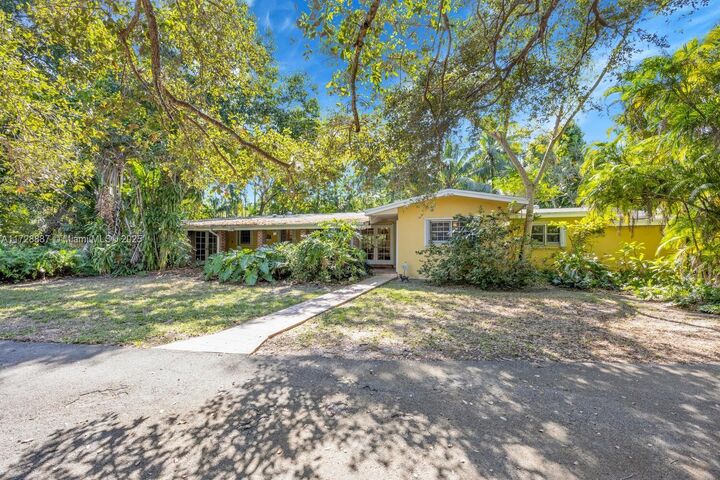 Property Photo: 15000 Old Cutler Rd FL 33158