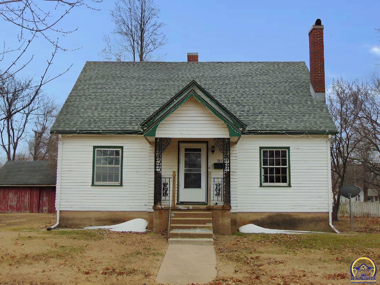 Property Photo:  703 Main St  KS 66523 