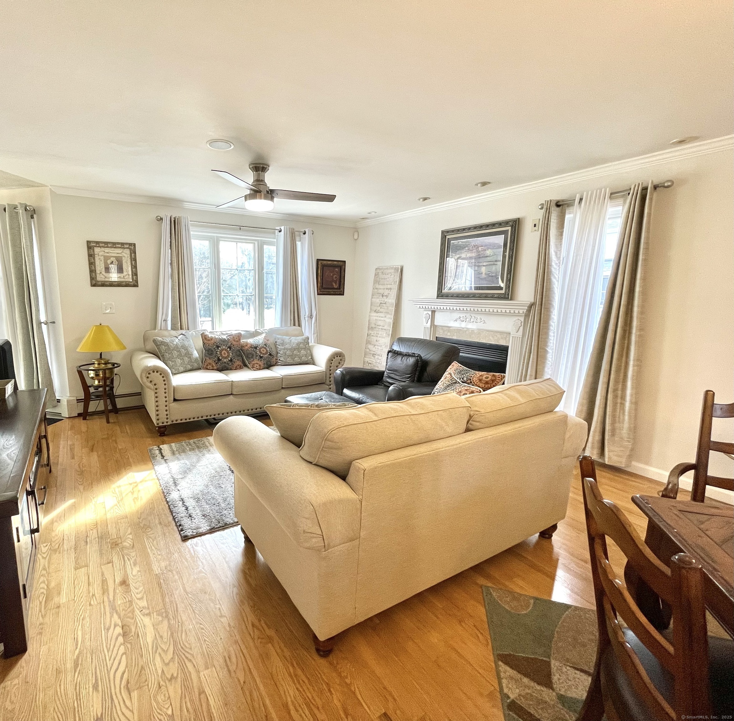 Property Photo:  254 Park Avenue  CT 06002 