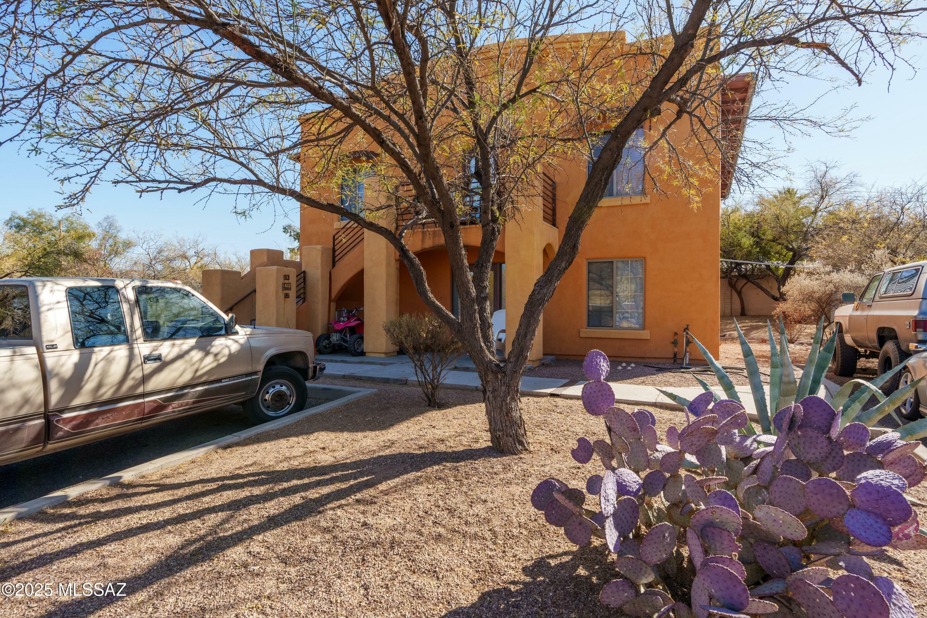 Property Photo:  4088 N 1st Avenue  AZ 85719 