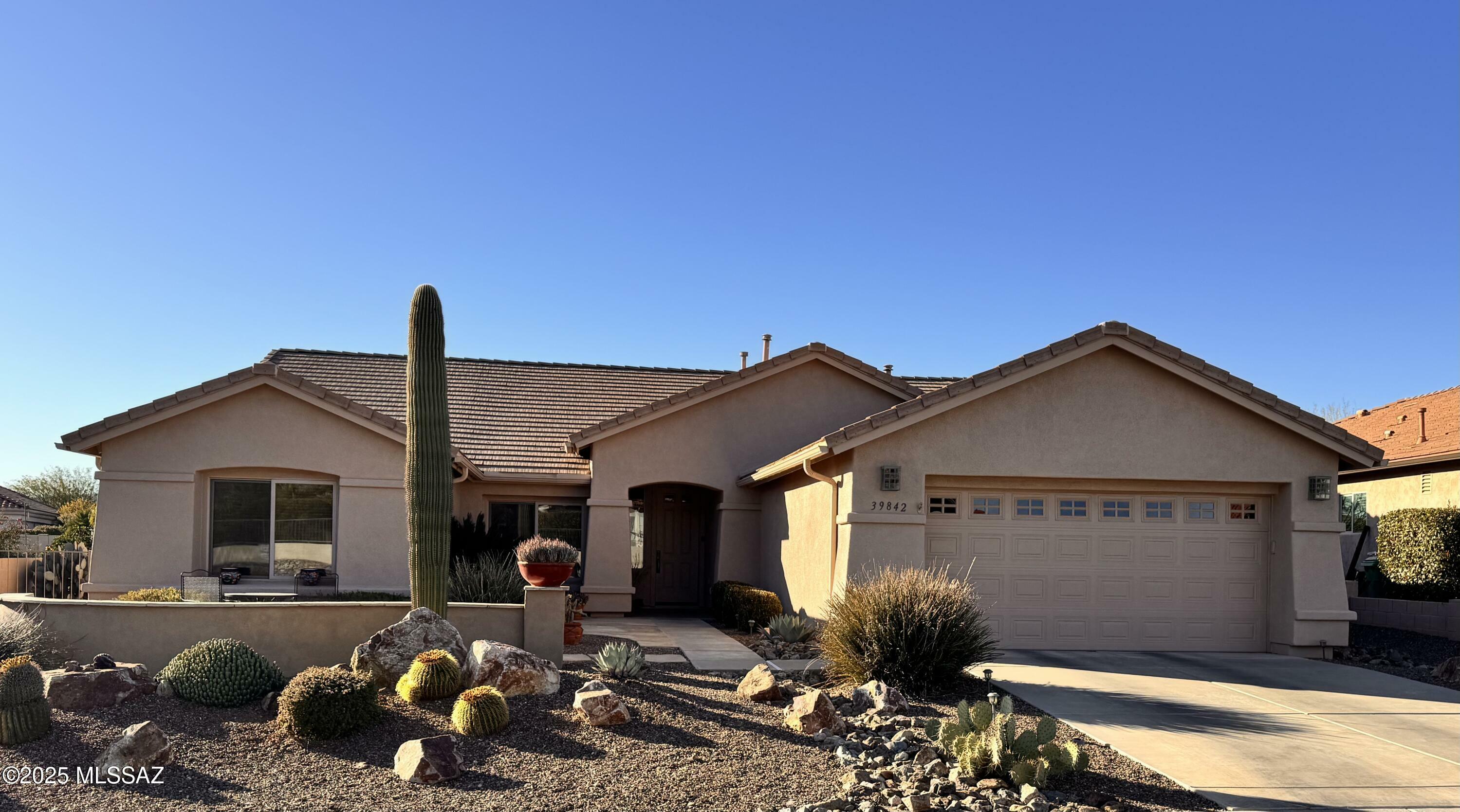 Property Photo:  39842 S Sand Crest Drive  AZ 85739 