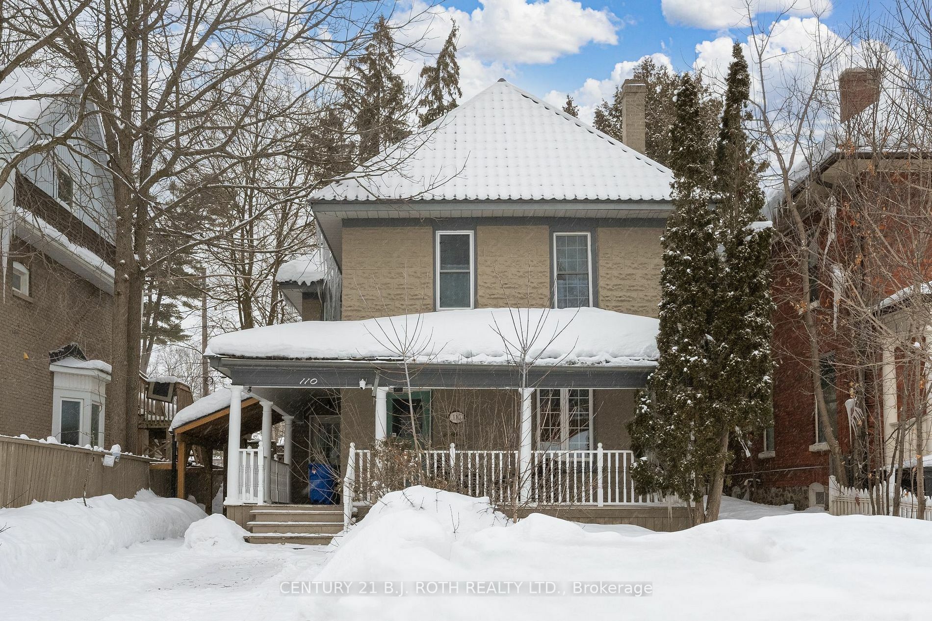 Property Photo:  110 Mary St  ON L3V 3E2 