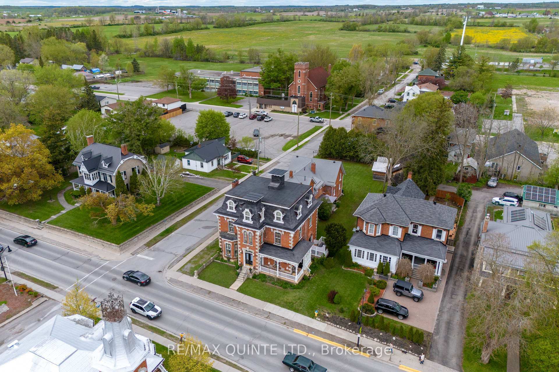 Photo de la propriété: 64 West Front Street ON K0K 3E0