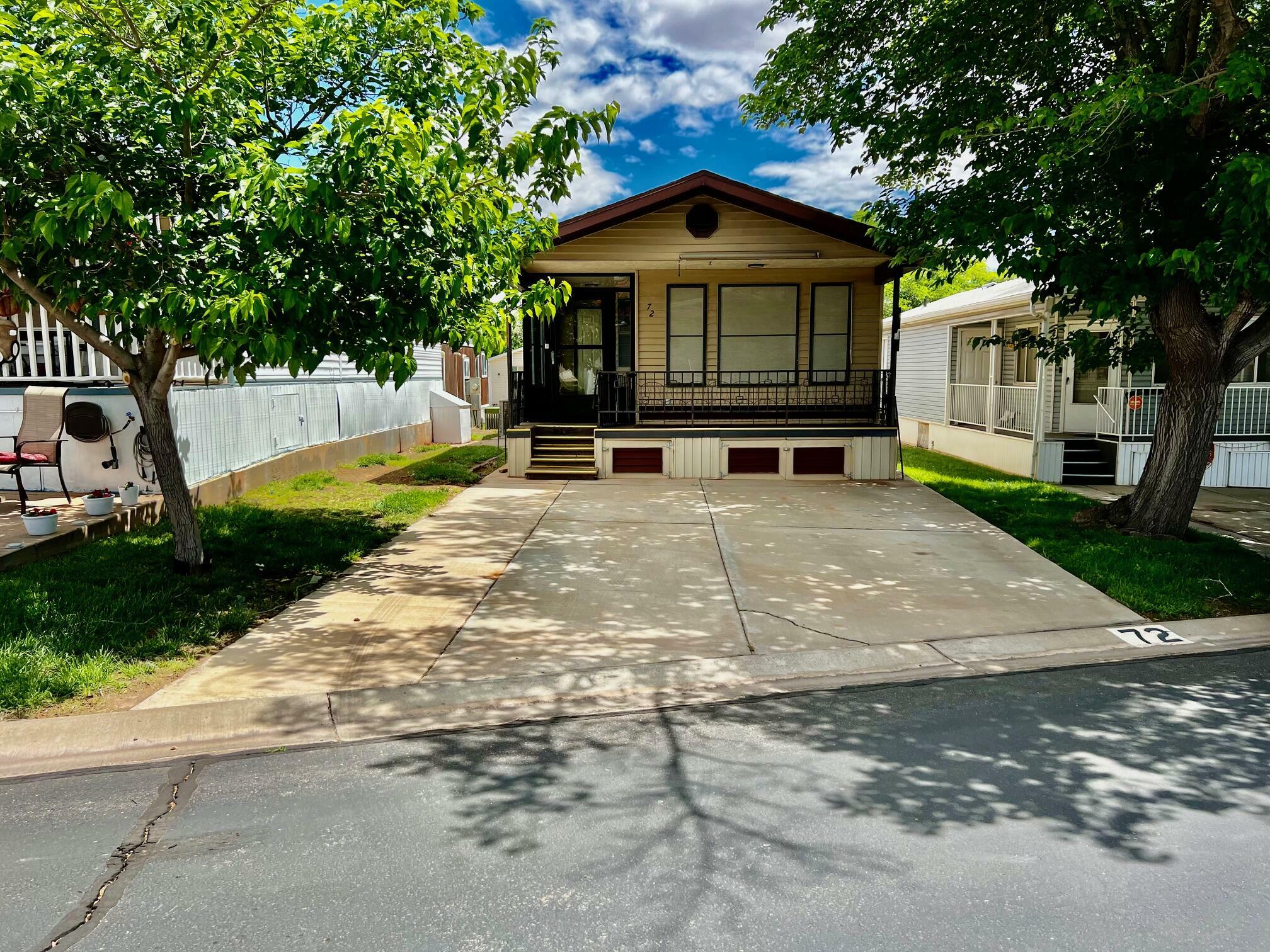 Property Photo: 1150 W Red Hills Parkway #72 UT 84780